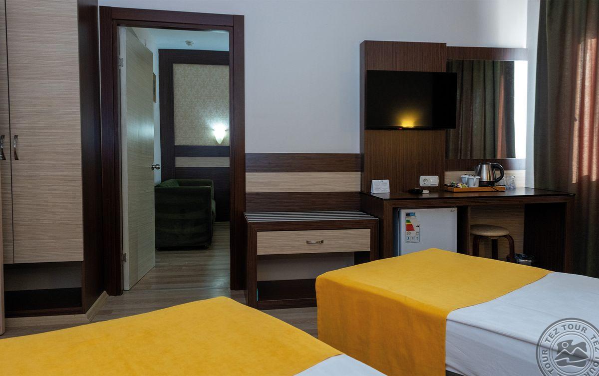 LONICERA WORLD HOTEL