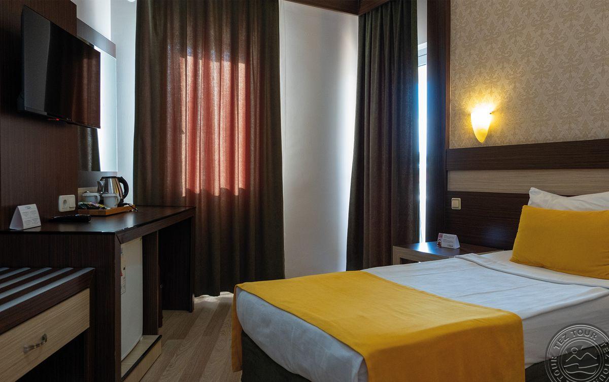 LONICERA WORLD HOTEL