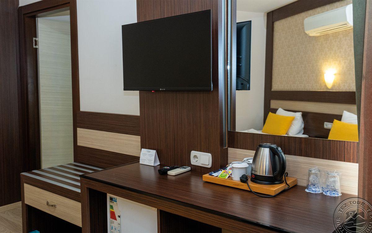 LONICERA WORLD HOTEL