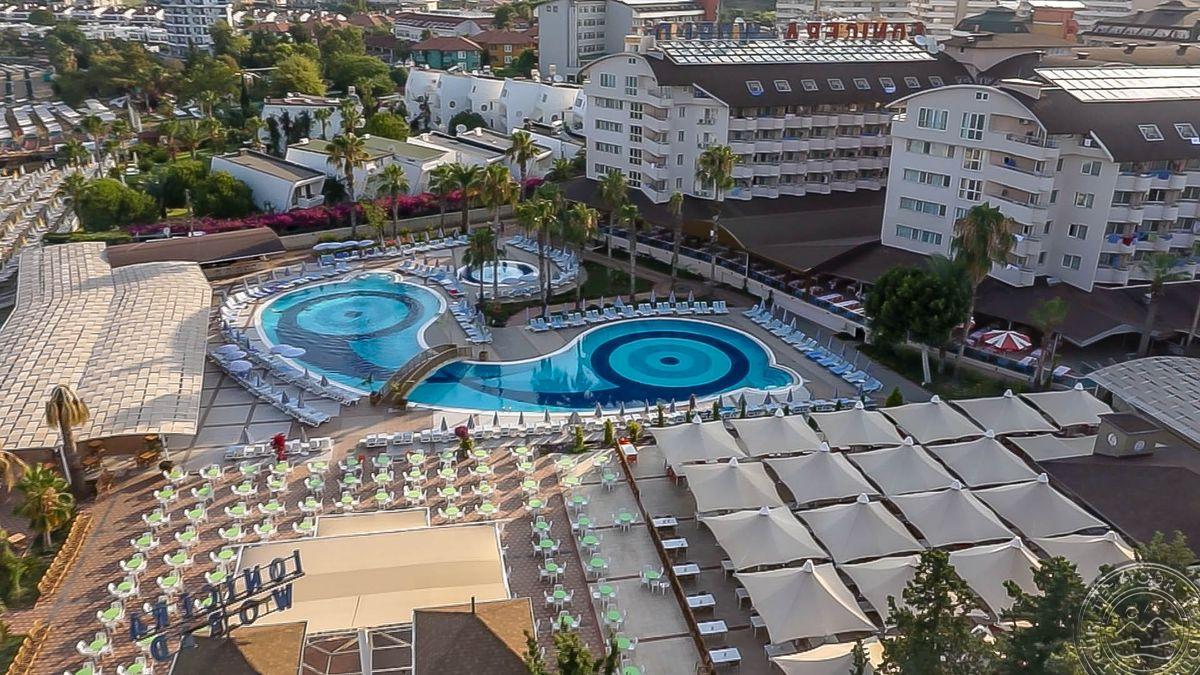 LONICERA WORLD HOTEL