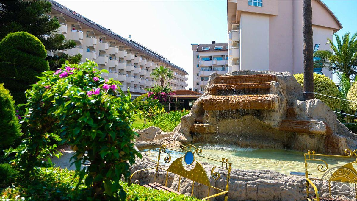 LONICERA WORLD HOTEL