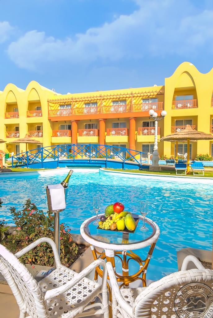 TITANIC PALACE RESORT & SPA