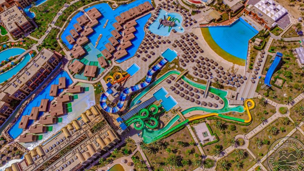 TITANIC PALACE RESORT & SPA