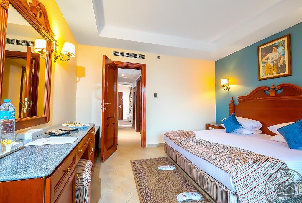 TITANIC PALACE RESORT & SPA