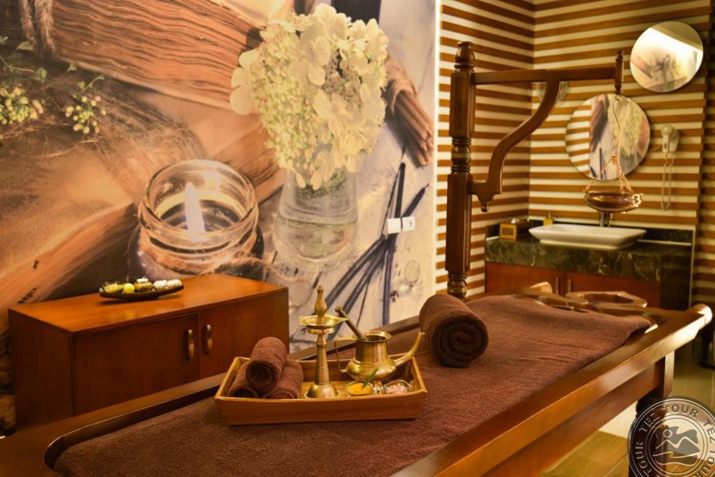 SUNRISE GRAND SELECT MONTEMARE