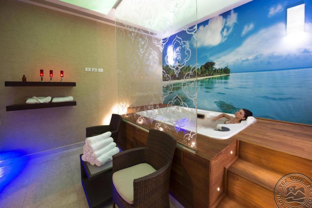 SUNRISE GRAND SELECT MONTEMARE