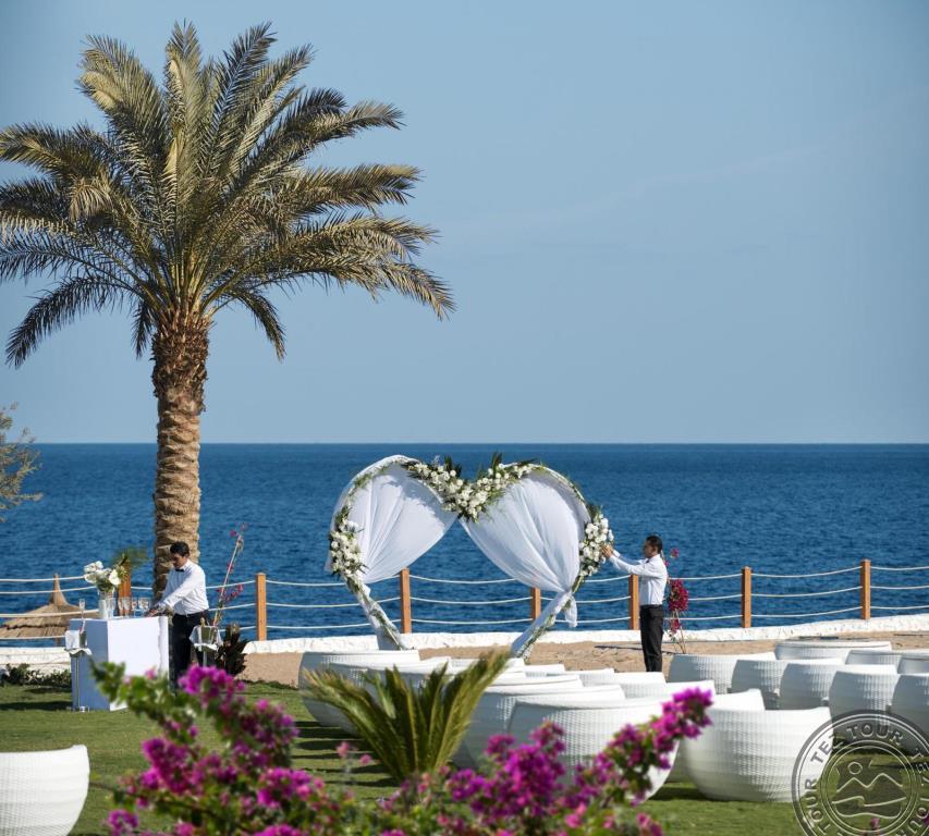 SUNRISE GRAND SELECT MONTEMARE