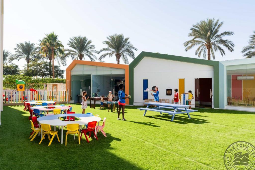 SUNRISE GRAND SELECT MONTEMARE