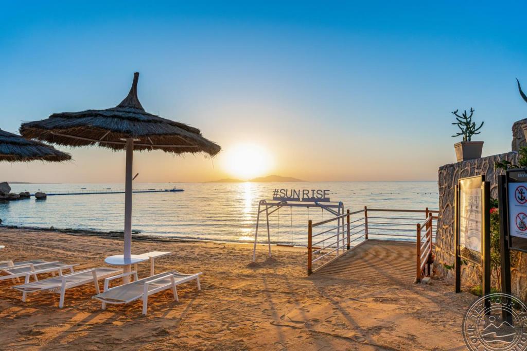 SUNRISE GRAND SELECT MONTEMARE