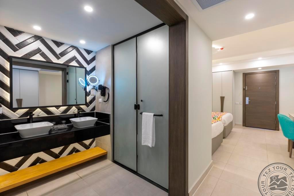 SUNRISE GRAND SELECT MONTEMARE