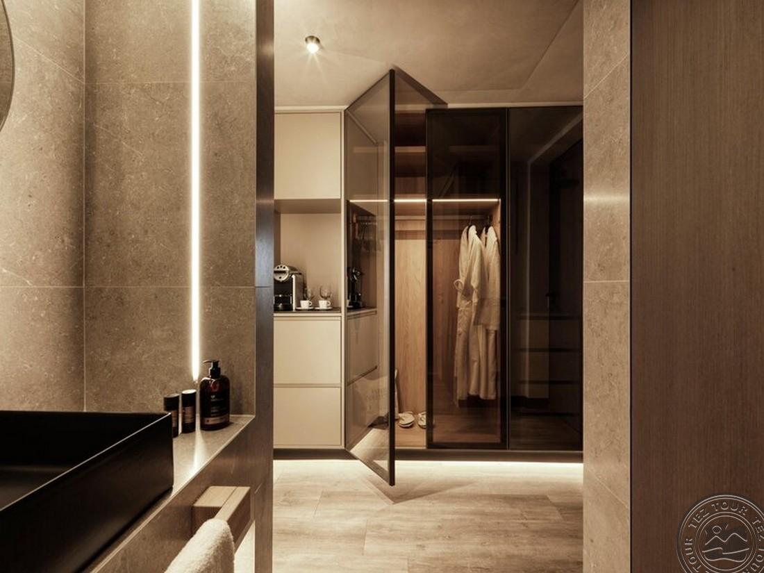 AMMADES ALL-SUITES BEACH HOTEL & SPA