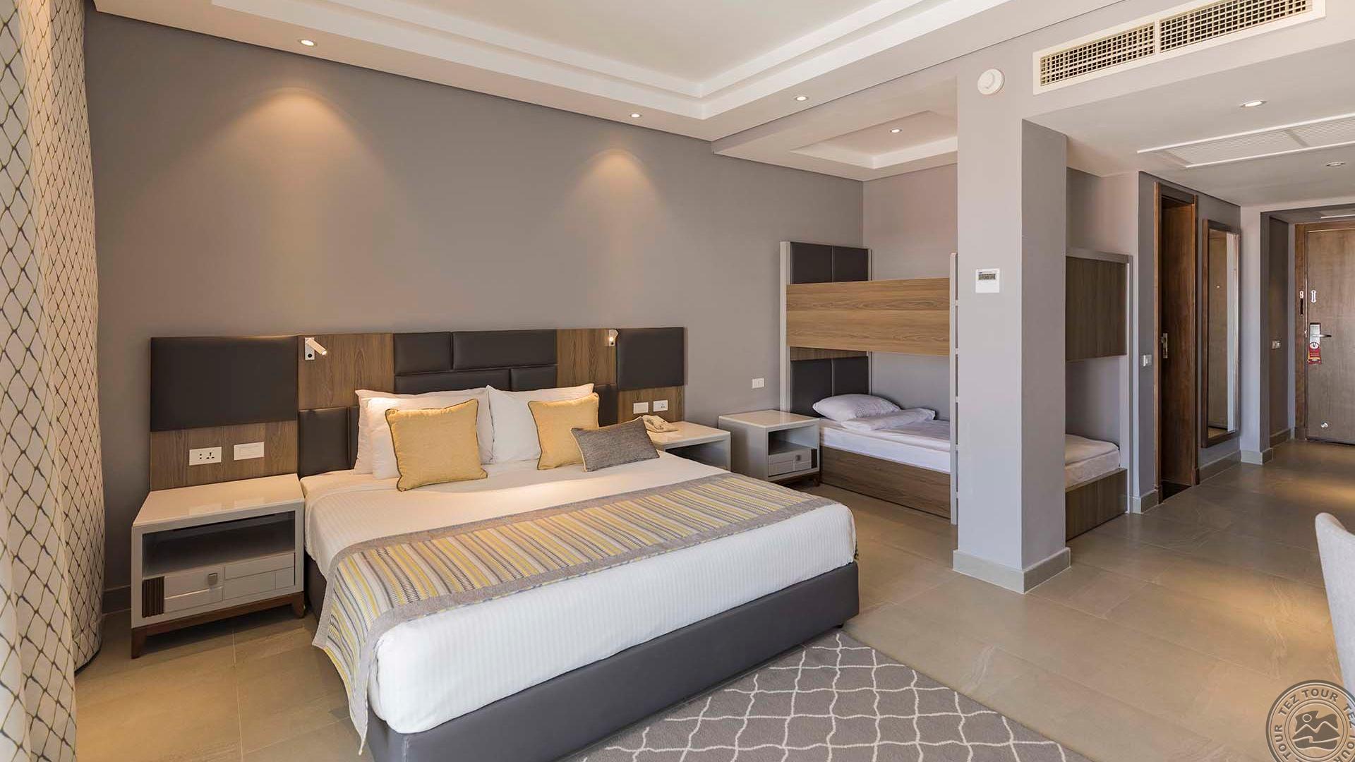 SUNRISE DIAMOND BEACH