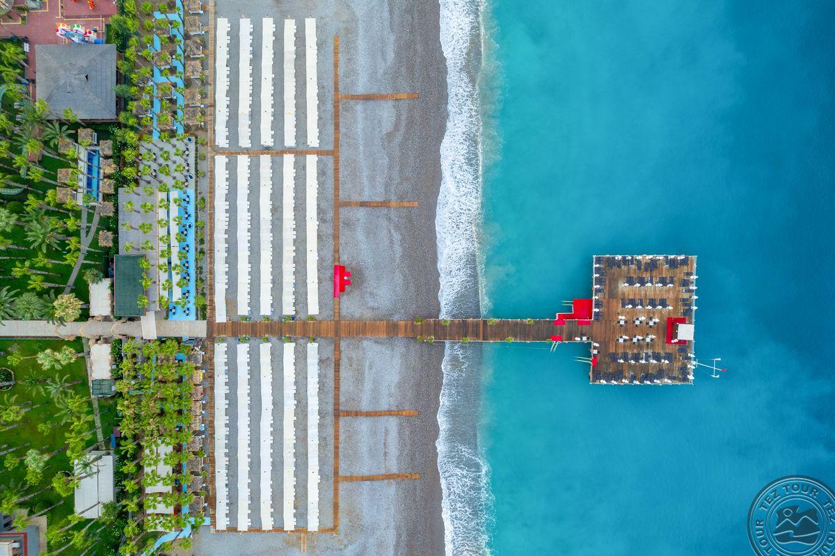 DELPHIN DELUXE RESORT