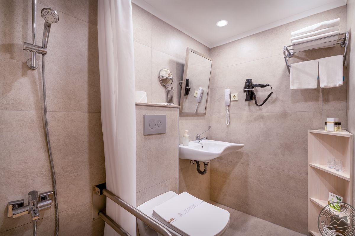 DELPHIN DELUXE RESORT