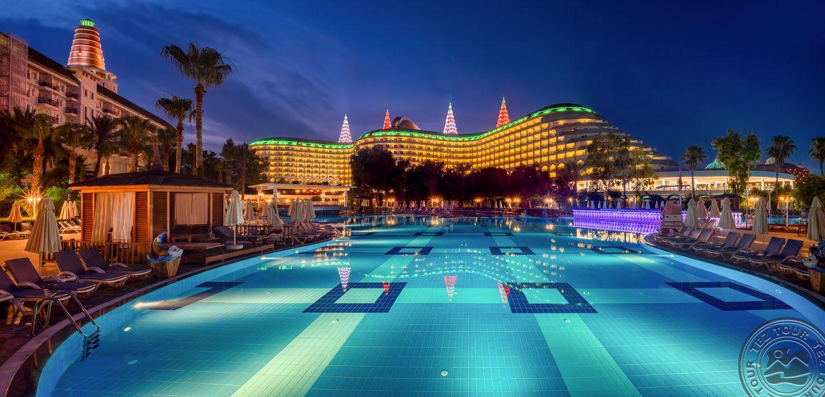 DELPHIN IMPERIAL