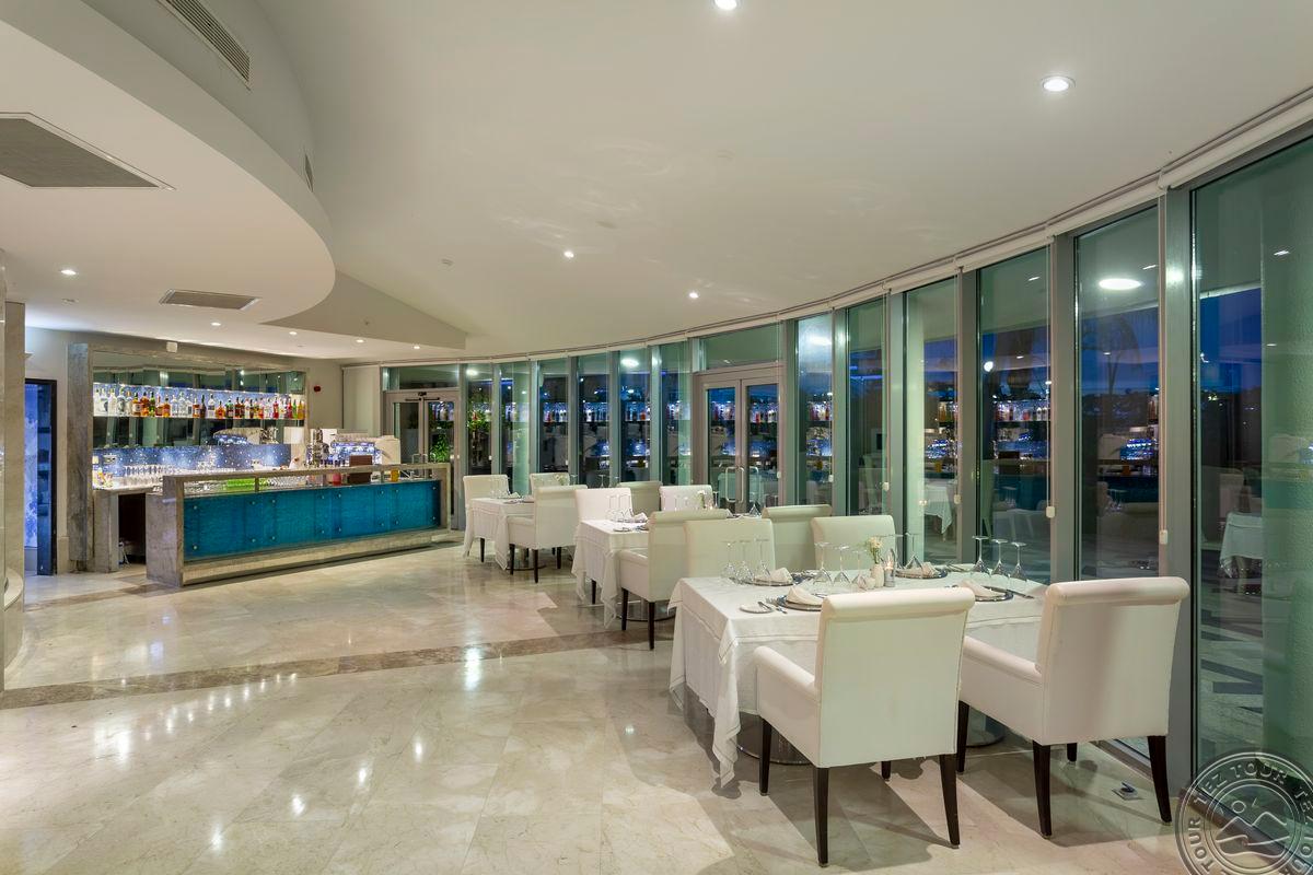 CALISTA LUXURY RESORT