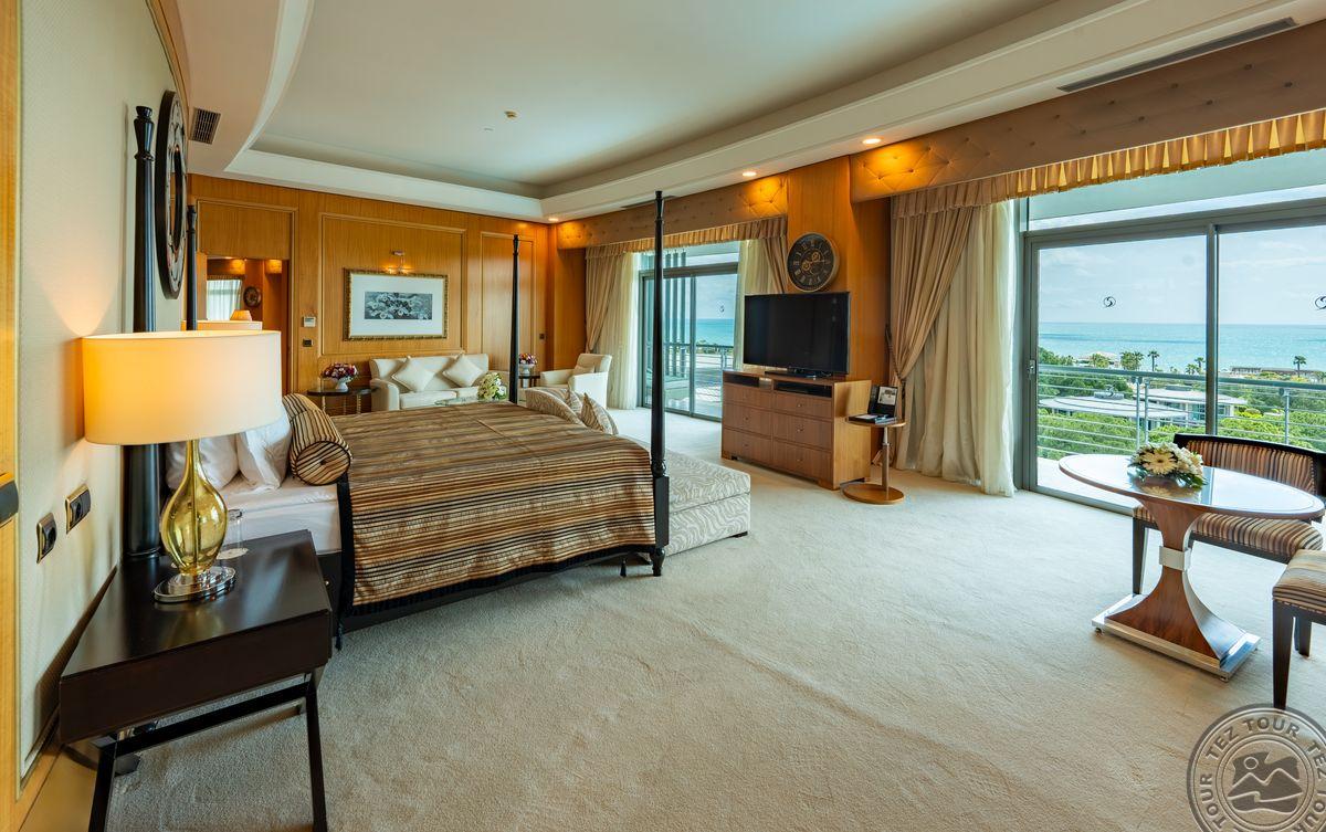 CALISTA LUXURY RESORT