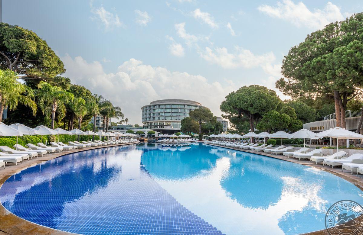 CALISTA LUXURY RESORT