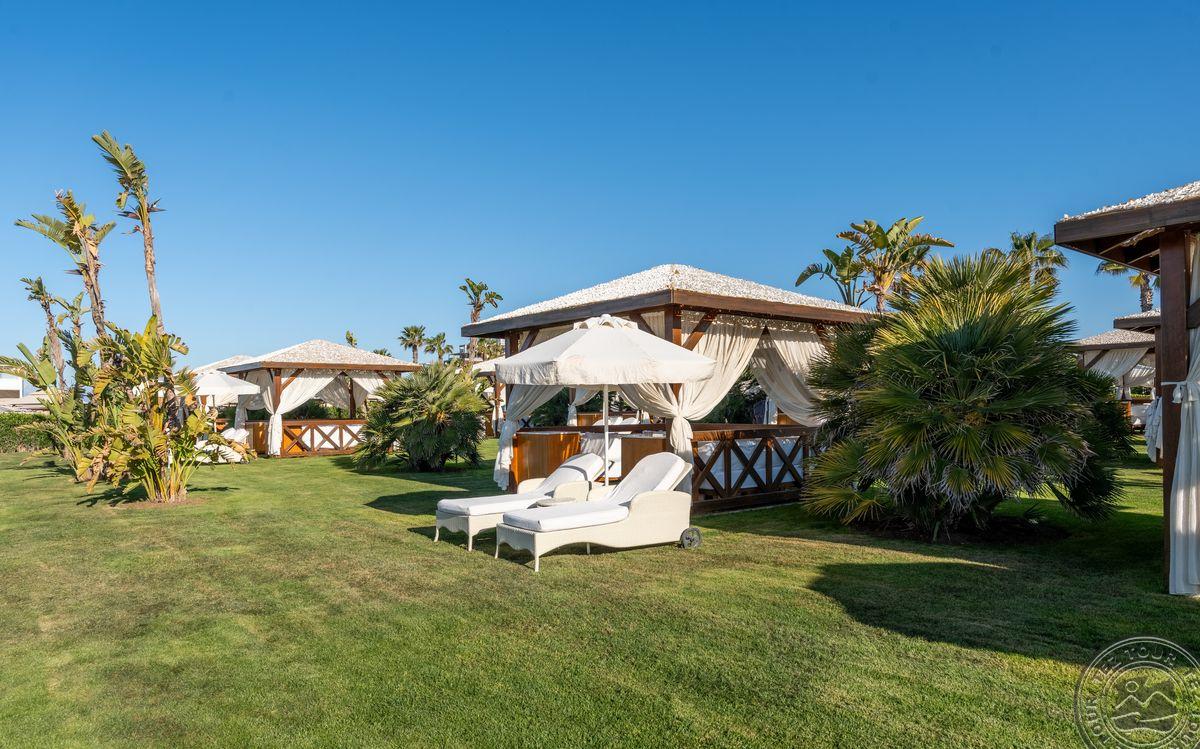 CALISTA LUXURY RESORT