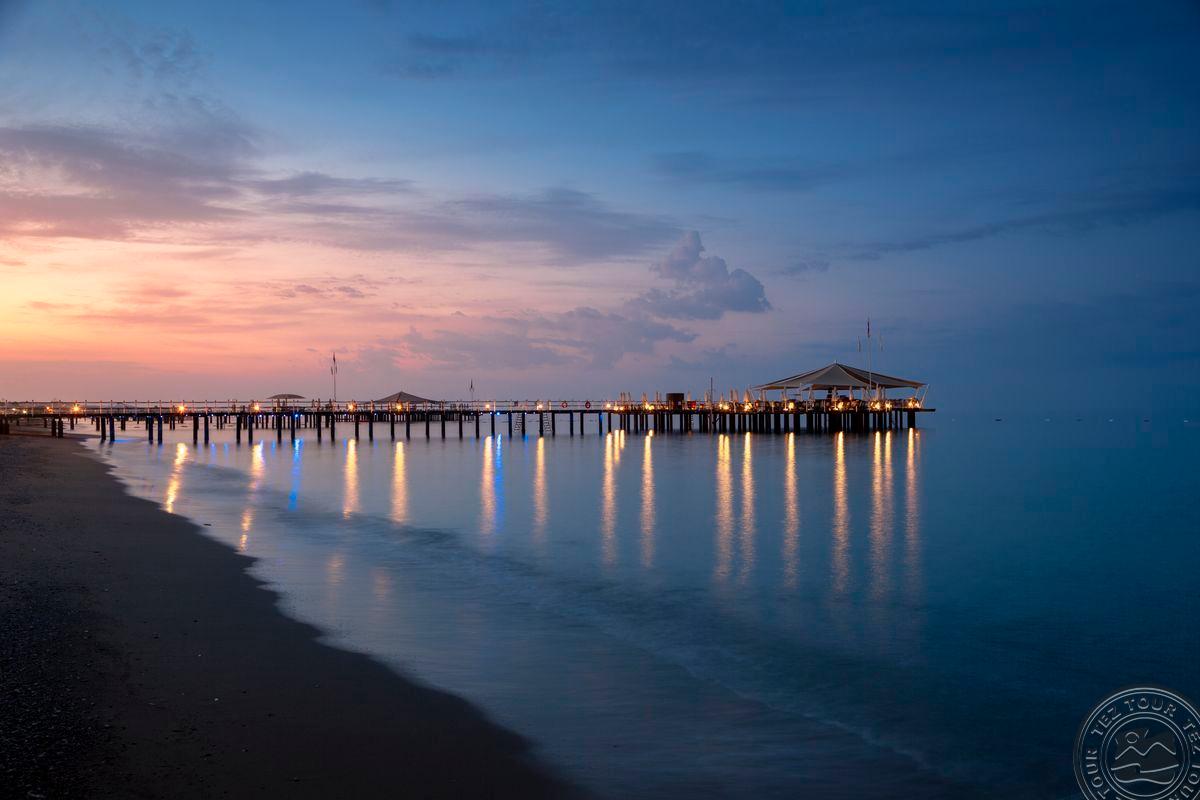 CALISTA LUXURY RESORT