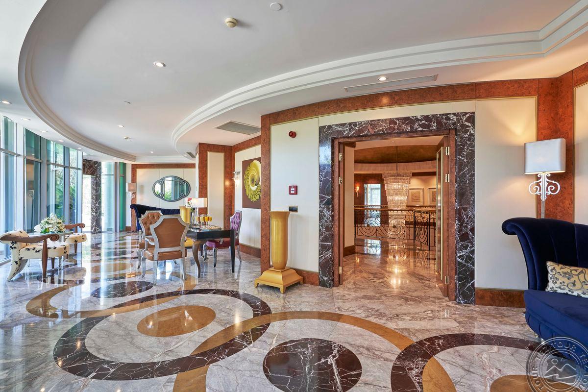 CALISTA LUXURY RESORT