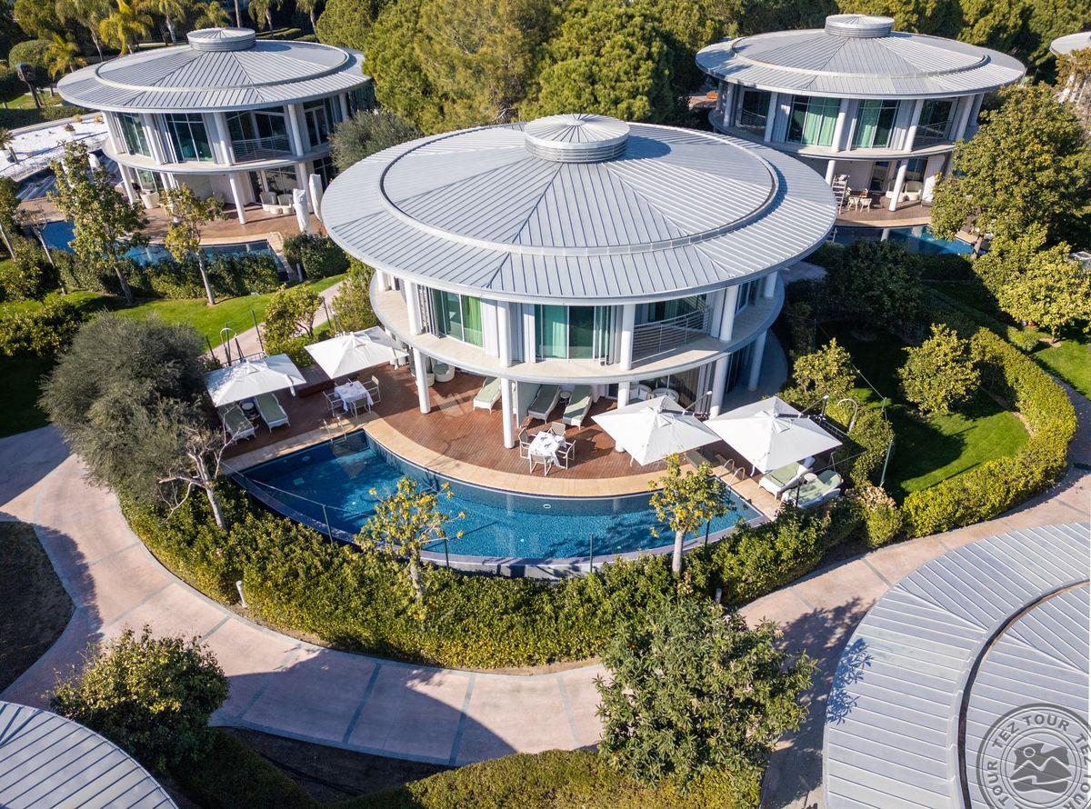 CALISTA LUXURY RESORT