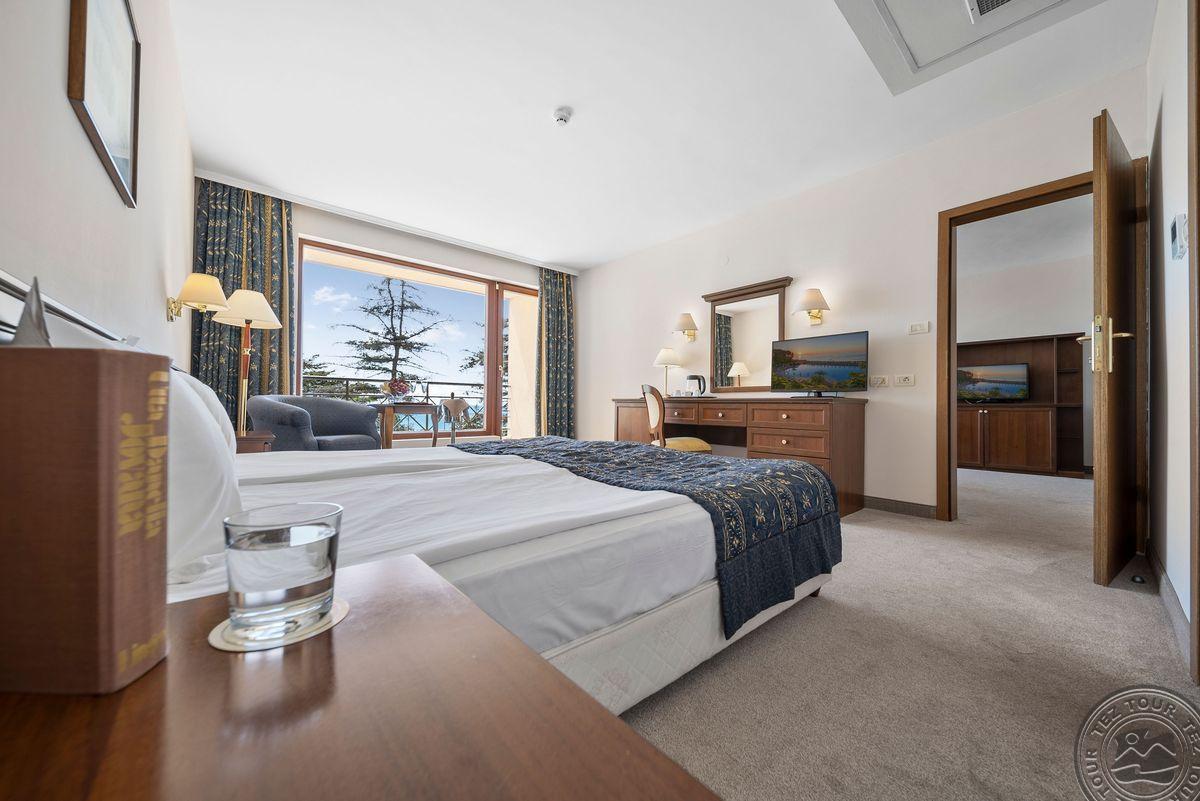 HVD RIVIERA BEACH HOTEL