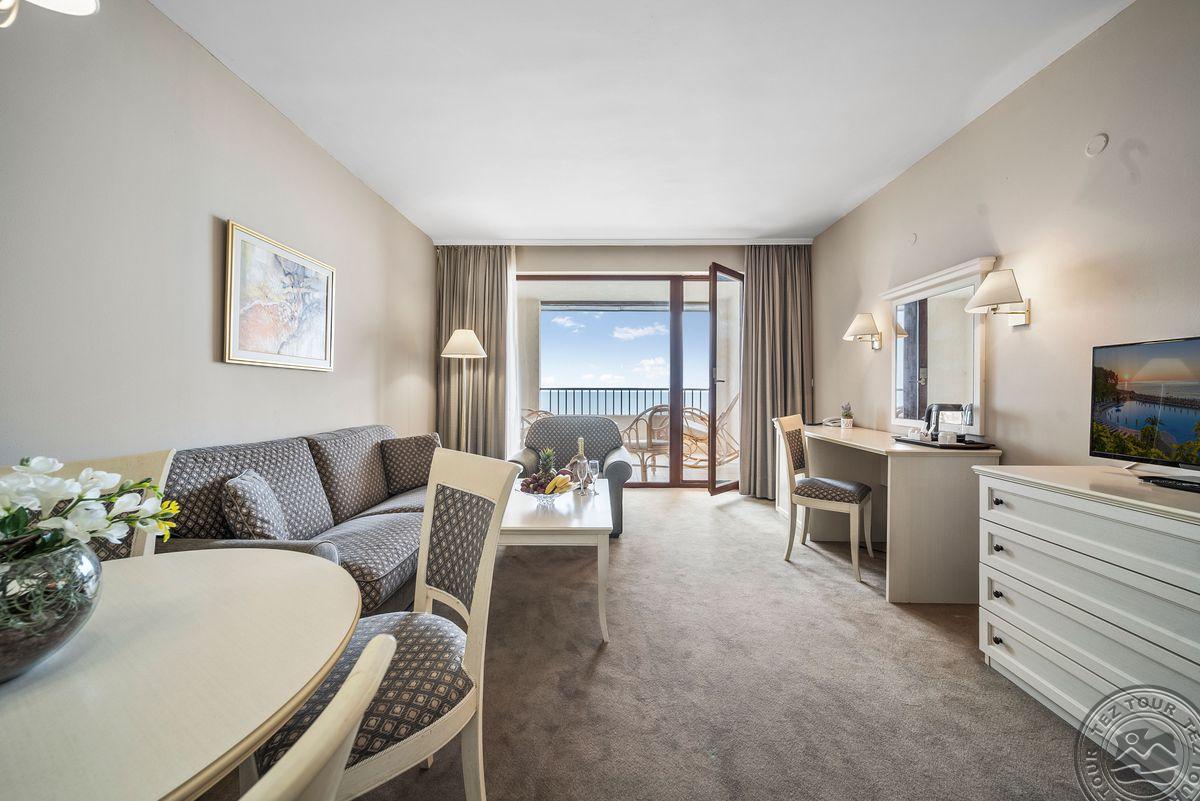 HVD RIVIERA BEACH HOTEL