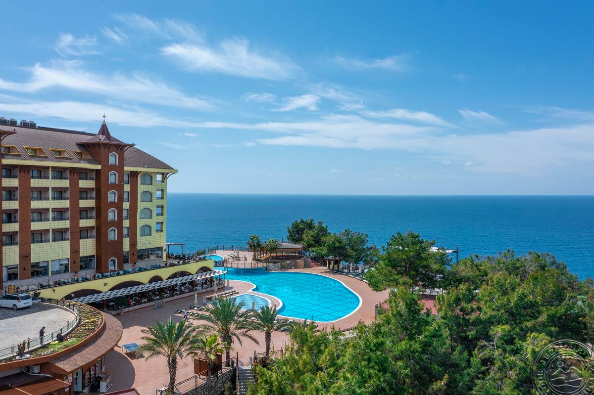 UTOPIA WORLD HOTEL