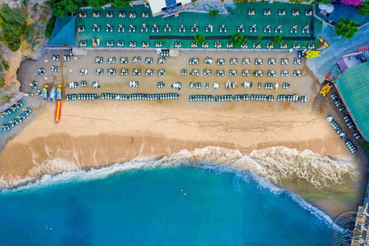 UTOPIA WORLD HOTEL