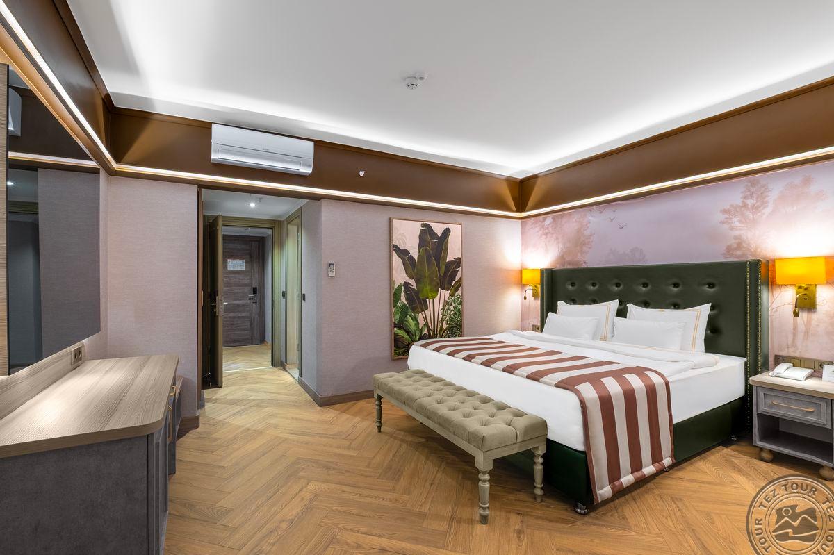 UTOPIA WORLD HOTEL