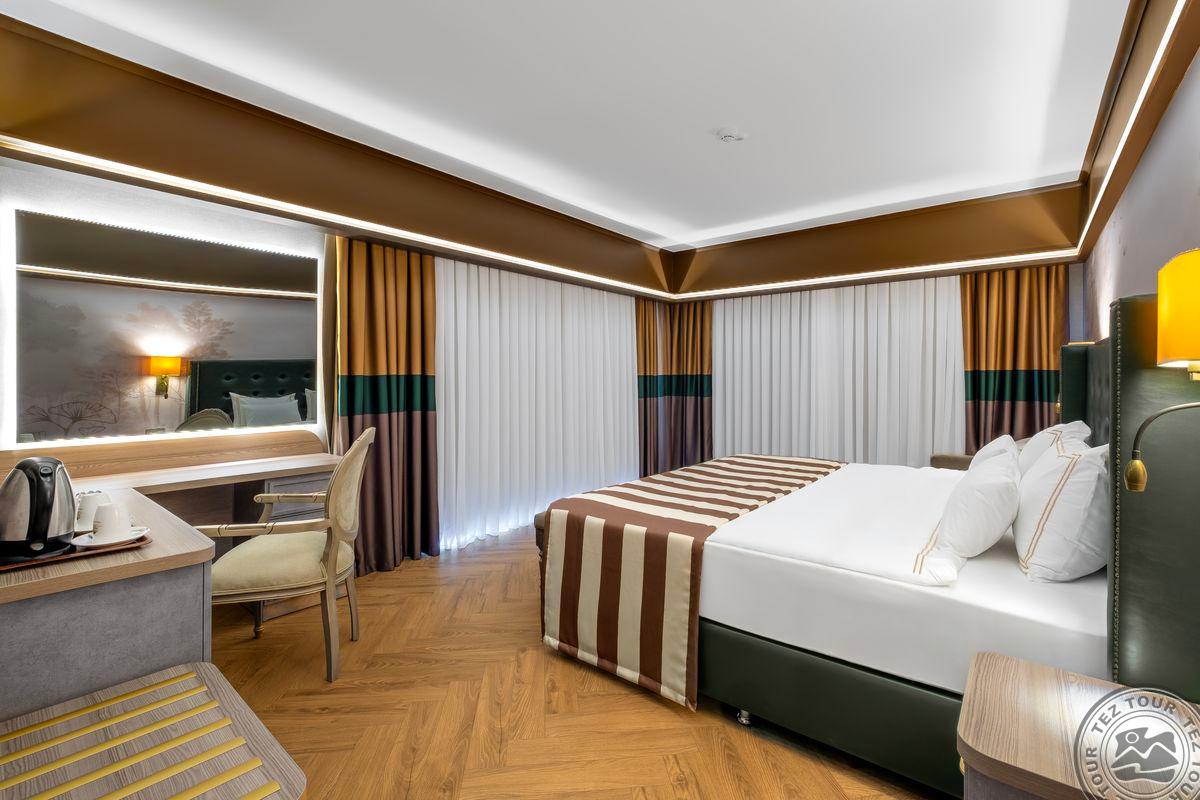 UTOPIA WORLD HOTEL