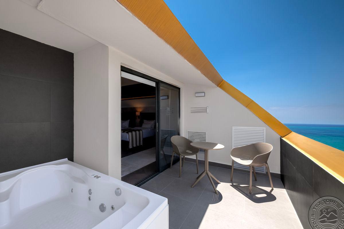 UTOPIA WORLD HOTEL
