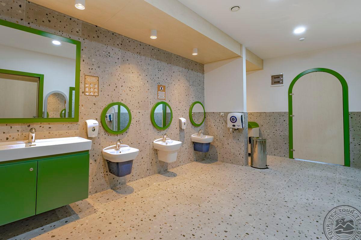 UTOPIA WORLD HOTEL
