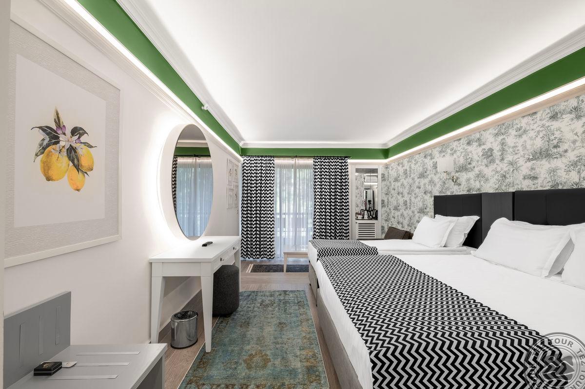 UTOPIA WORLD HOTEL